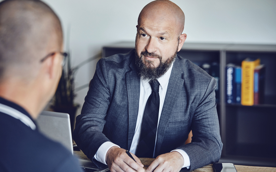 Thomas Rønfeldt holder møde